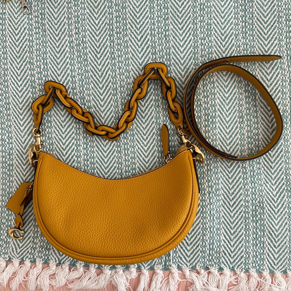 Cosch luna bag with chain